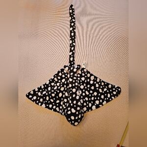 GC Sea World Wildlife Artists Souvenir Spotted Eagle Ray Plushie Stuffed Animal